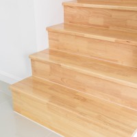 vernis incolore escalier en bois