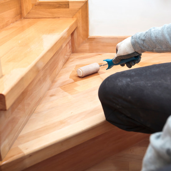 Huile pour protéger le bois de l'escalier, 4 teintes au choix